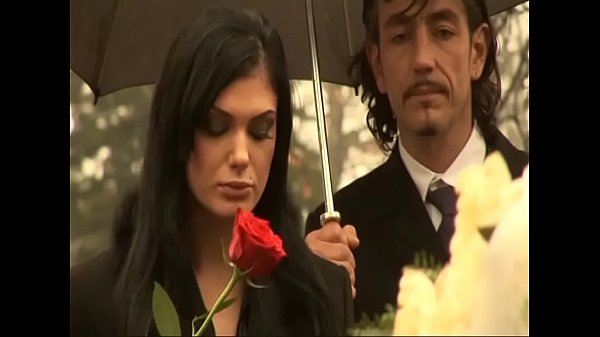 Dicke Titten unter der Dusche