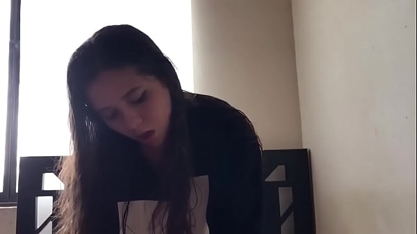 Me Follo Los Pies De Mi Novia – Fetiche De Pies