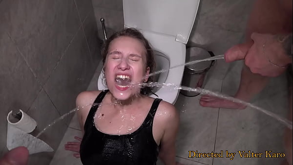DAP   PISS – ANASTASIA MISTERSS TAKES 2 BIG COCK IN ASS – ANAL ORGASM
