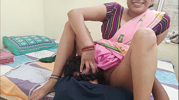 बर्थडे पर भाभी जी को ब्रा-पेंटी गिफ्ट किया बदले में चूत चुदाई कराई | Your Priya DiDi