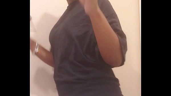 Naejae seduces u with a strip tease before she squirts